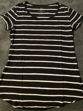 SO Black and White Striped Short Sleeve Tee